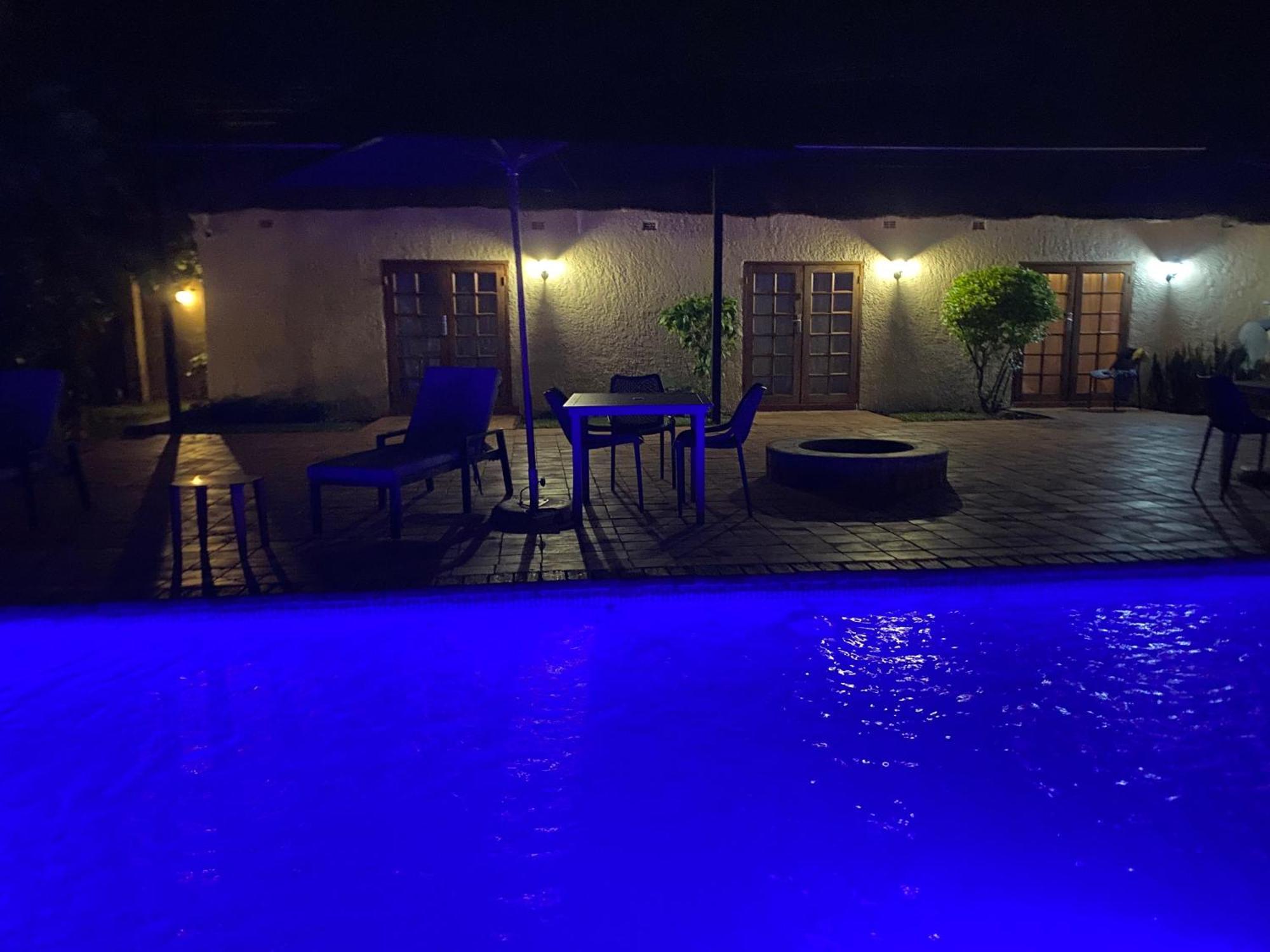 The Little Outlook Bed & Breakfast Victoria Falls Exterior photo
